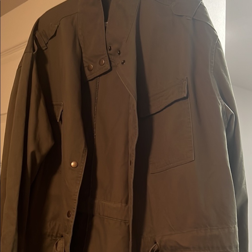 Arm green jacket
